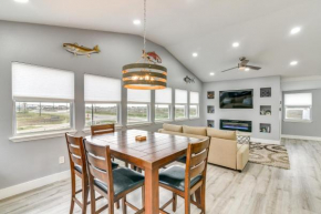 Modern Freeport Home Short Walk to Surfside Beach